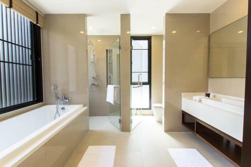 Villa Nata With Pool And 800 M Away From Beach