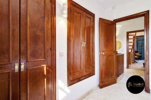 Bonito Chalet En Estepona Con Piscina Y Playa