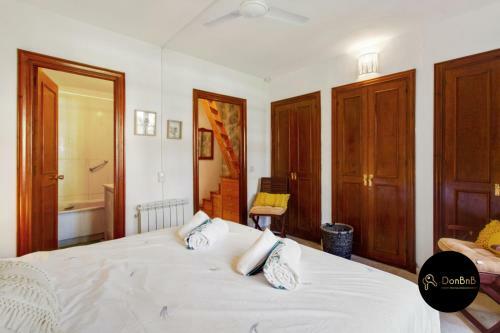 Bonito Chalet En Estepona Con Piscina Y Playa