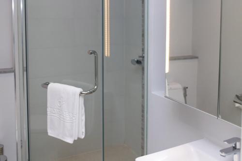 1 Bdr Pool Access Apartment Bangtao #104