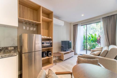 1 Bdr Pool Access Apartment Bangtao #104