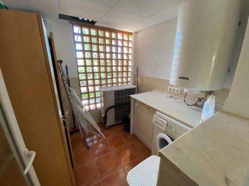 Amazing Holiday Apartment With Tropical Community Pool