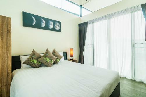 Villa 3bdr Townhouse 800m From Bangtao Beach