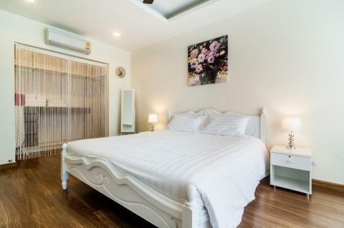 Villa 3bdr Townhouse 800m From Bangtao Beach