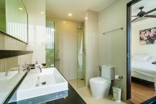Villa 3bdr Townhouse 800m From Bangtao Beach