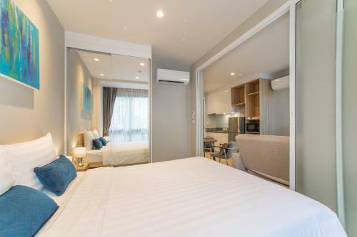 1 Bdr Pool Access Apartment Bangtao #103