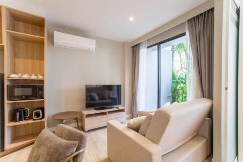 1 Bdr Pool Access Apartment Bangtao #103