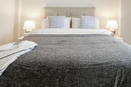Vg- 2 Bedroom Apartment In Luxury Development