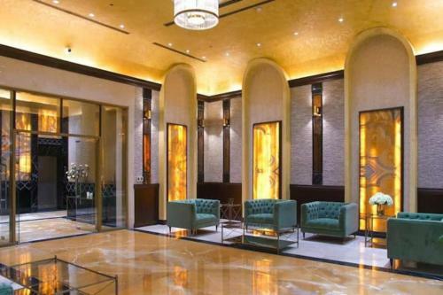 2 Bedroom Luxury Beach Apartment With Full Seaview