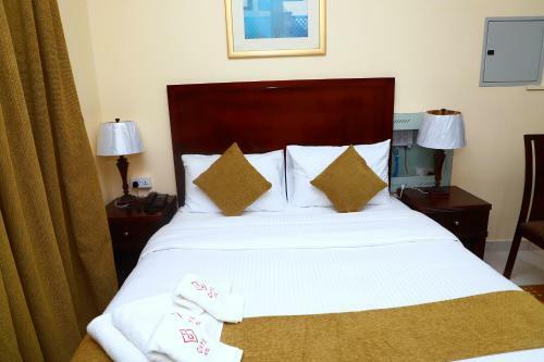 Onyx Hotel Apartments