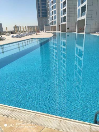 Luxury 1 Br Beach Apartment With Full Sea View