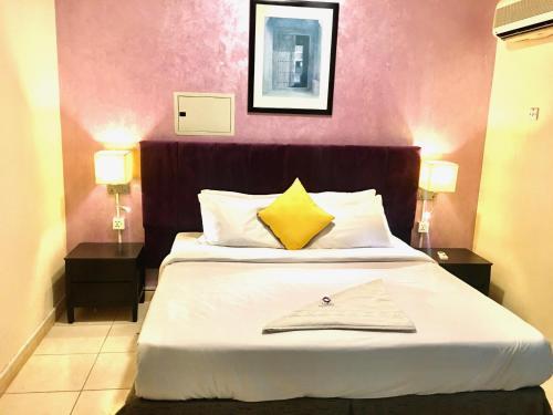 Hotel Lotus Furnished Apartments Llc.