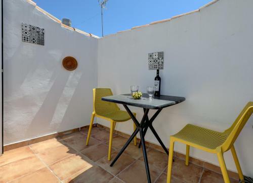 Unique Andalusian Townhouse Next To Beach