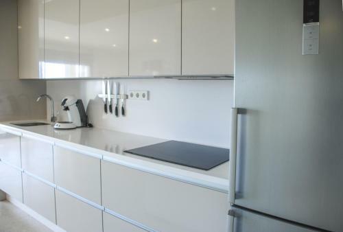 Modern Apartment With Amazing Views
