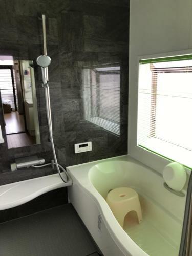Hostal F.stic?house