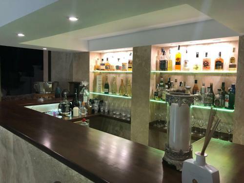Huge Golf And Spa Mansion 8 Min From Puerto Banus