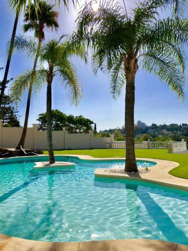 Huge Golf And Spa Mansion 8 Min From Puerto Banus