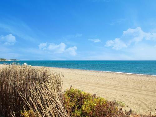 1077 Beach Villa El Paraiso