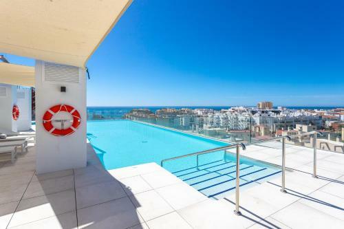 Green Infinity Luxury Apartment By Ghr Rentals