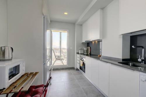 Wonderful Apartment With Lovely Views, Pb 19 4dcha
