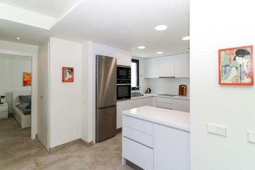 Newly Refurbished 2bed Apartment In Residence Infinity, Pool By Rafleys