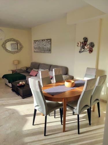 Apartamento �tico En Marbella Con Vistas Al Mar