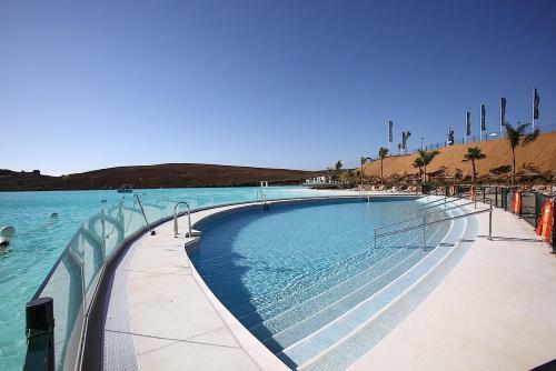 Al-1514 - 3 Bedrooms Apartment