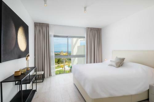 Al-1514 - 3 Bedrooms Apartment