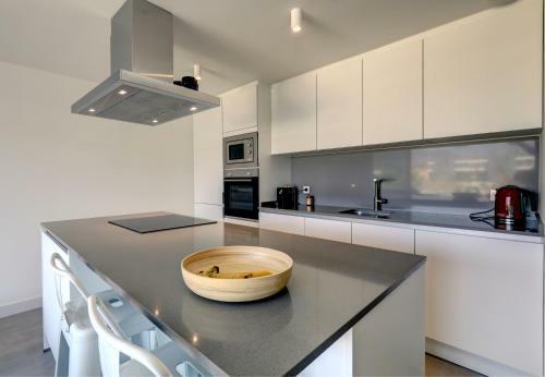 Oasis 325 - Luxury Apartments