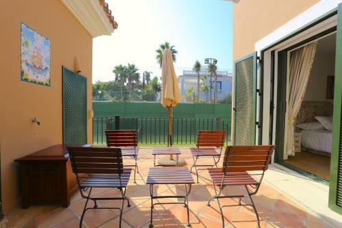Las Ranas Casasola Beach Villa 15pax