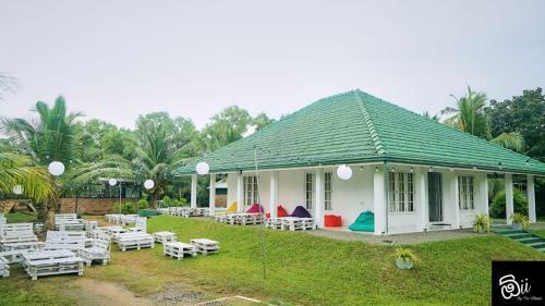 Hostal Oii By The Villuwa