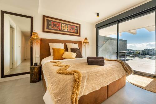 Double 250m2 Apartment With Sea View At Oasis325 Estepona