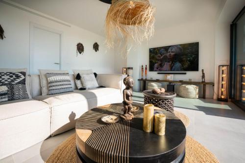 Double 250m2 Apartment With Sea View At Oasis325 Estepona