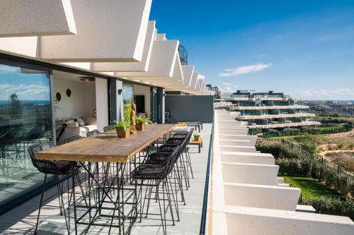 Double 250m2 Apartment With Sea View At Oasis325 Estepona