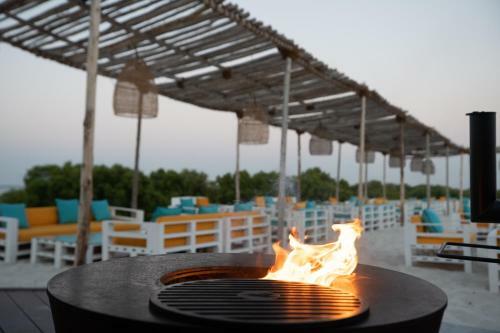 Pura Eco Retreat, Jubail Island