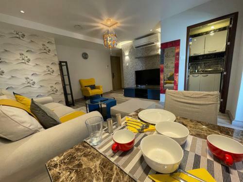 Snow Home Apartments