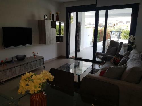 Modern Ground Floor Apartment