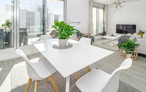 Lm62a- Modern Family Apartment Close To Beach