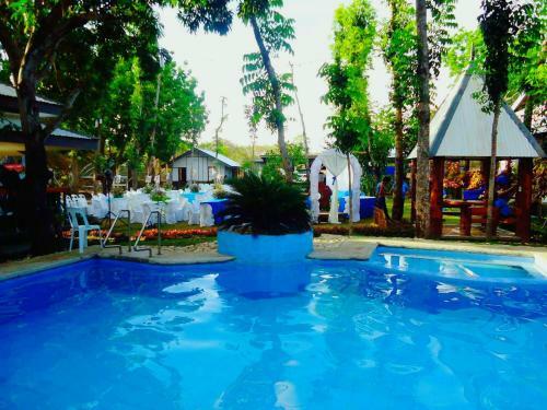 Hotel The Pelicans Resort