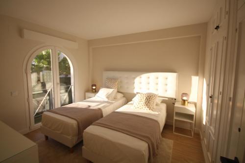 Fabulous 3 Bedroom Apartment On The Beach - Rdr243