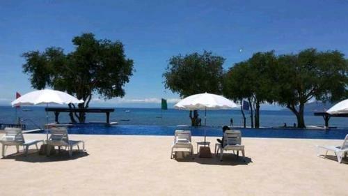 Private Beach House In Batangas.paradise Hotel Inspired
