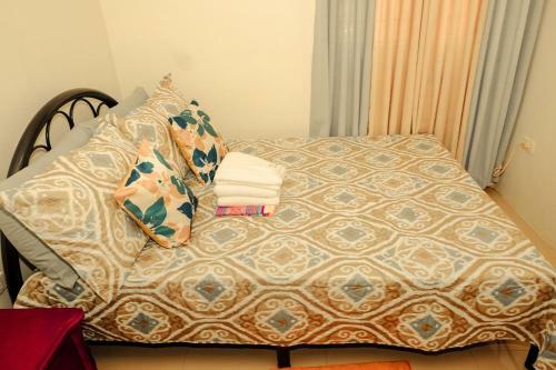 Fully Furnished Apartment With Netflix And Wifi