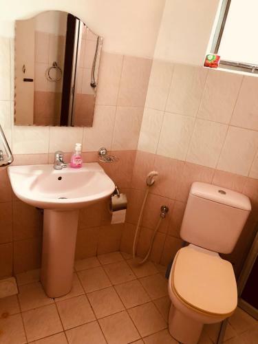 3 Room 10th Floor Apartment - Colombo City
