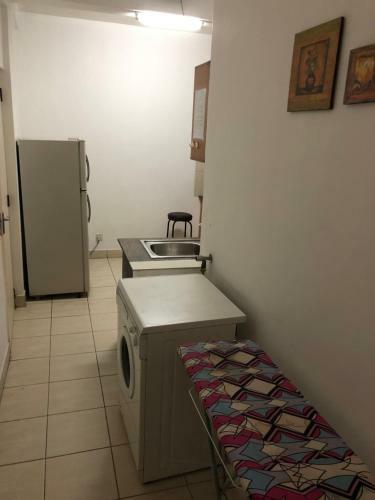 3 Room 10th Floor Apartment - Colombo City