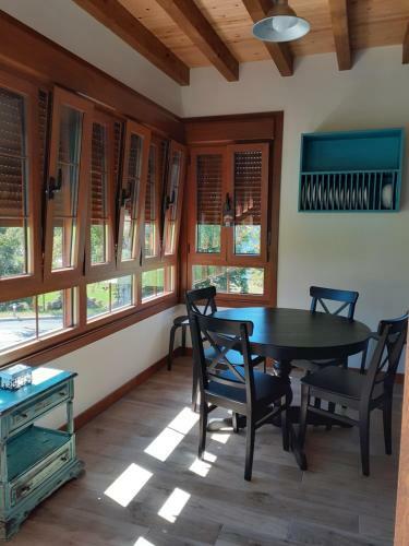 Apartamentos Y Casa La Paredana, Agroturismo