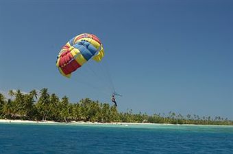 Hotel Plantation Island Resort