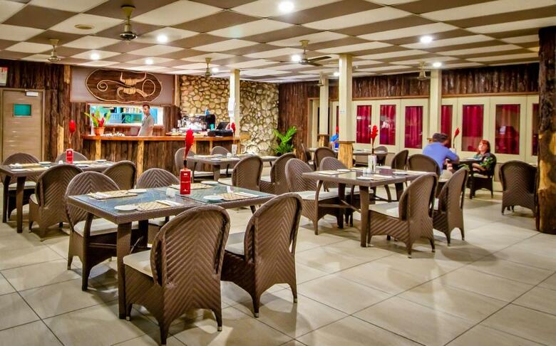 Tanoa Skylodge Hotel
