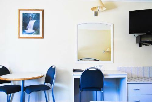 Sunrise Motor Inn