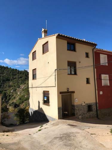 Casa Rural Fuente La Reina