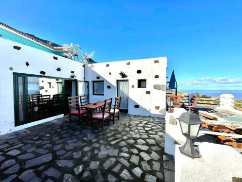 Apartment In Rural House With Wifi And Ocean View